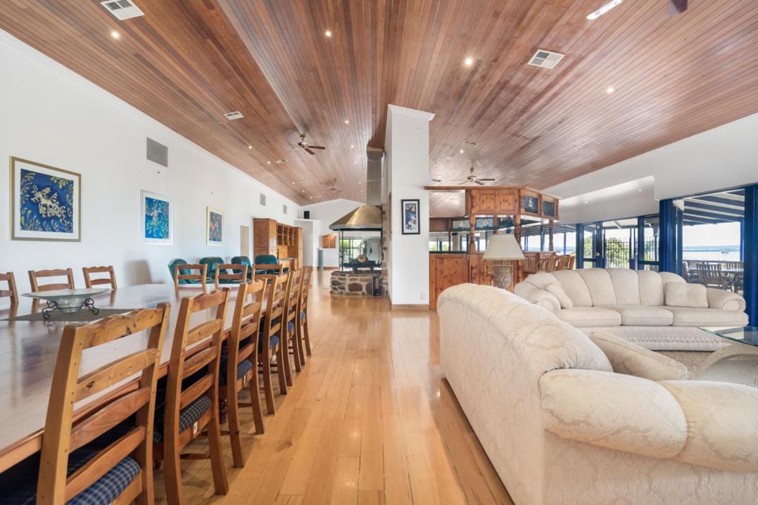 Villa Doyles On The Bay Kingscote Esterno foto